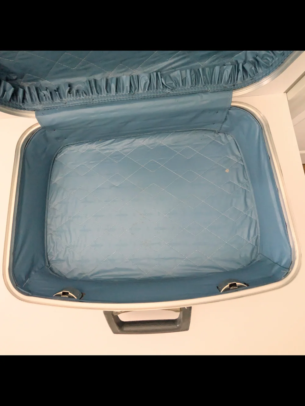 Vintage Blue Hard Case Carry On Travel Luggage Suitcase MCM Clean No Key